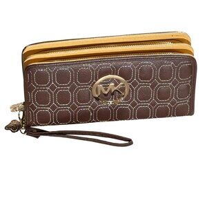 Michael Kors Jet Set Contential Brown Leather Wristlet Wallet W/ Gold Double Zip